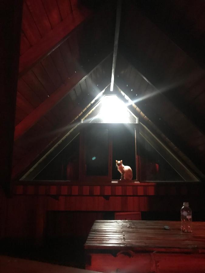 The Roadhouse Bed & Breakfast เตนา ภายนอก รูปภาพ