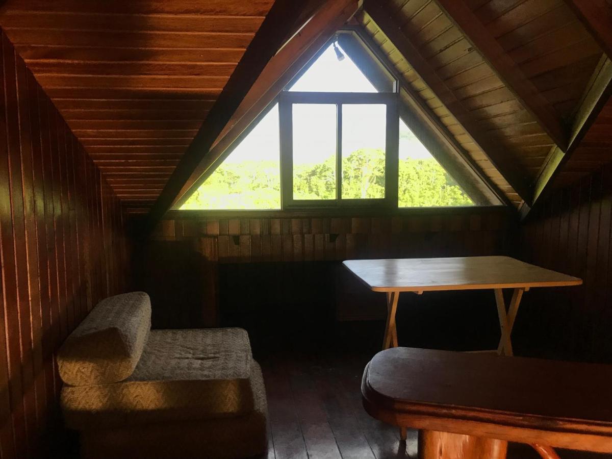 The Roadhouse Bed & Breakfast เตนา ภายนอก รูปภาพ
